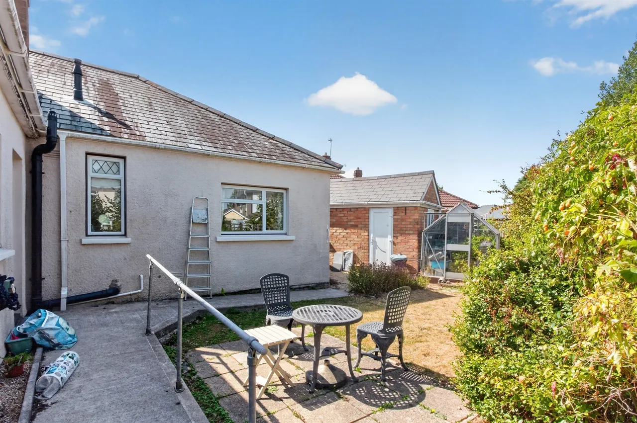 Clas Odyn Cardiff, CF14, photo 19