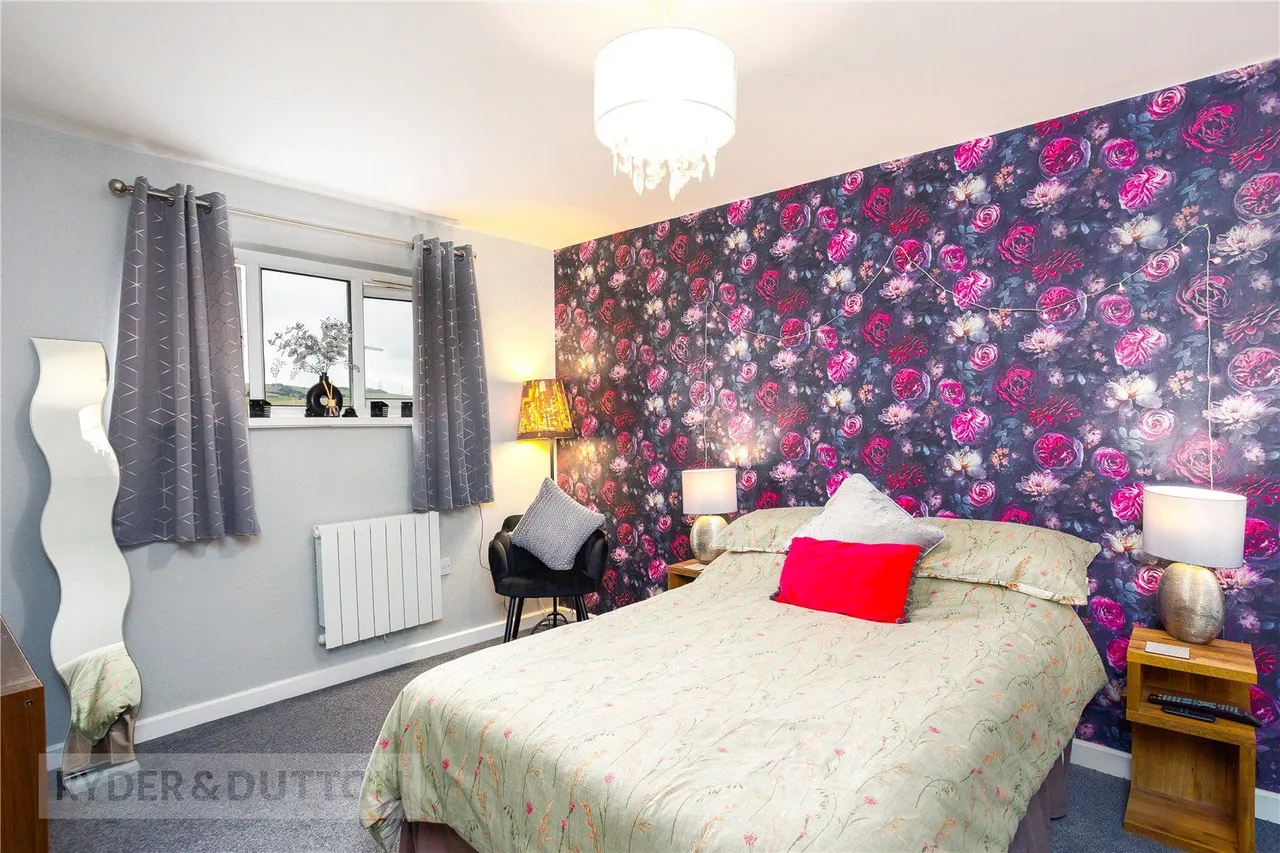 Mellor Street, Lees, OL4, photo 14