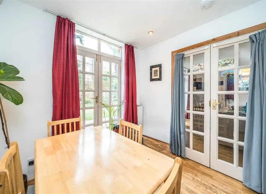 Spencer Mews, Stockwell, SW8, photo 7