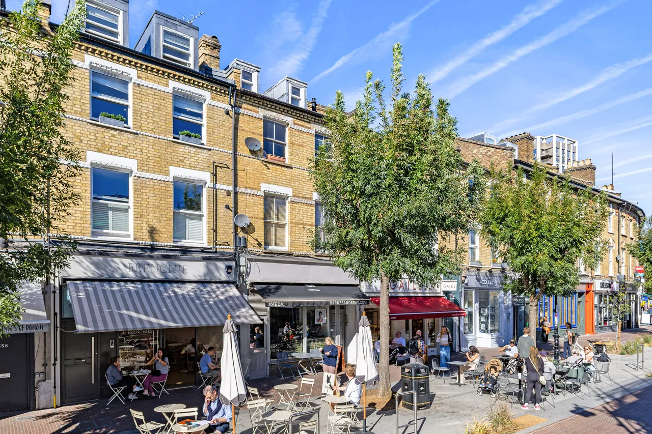 Old York Road, London, SW18, photo 6