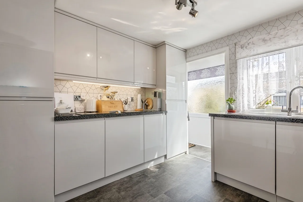 Poplar Walk, Oaktree Park, BS24, photo 6
