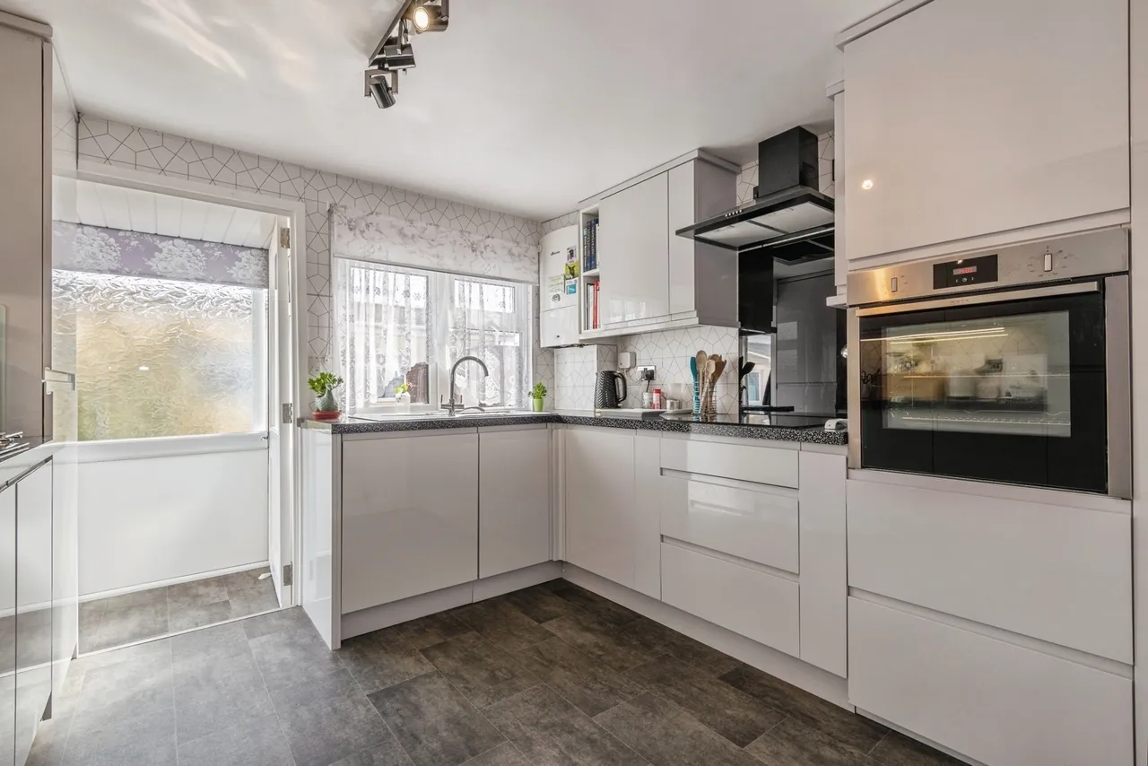 Poplar Walk, Oaktree Park, BS24, photo 4