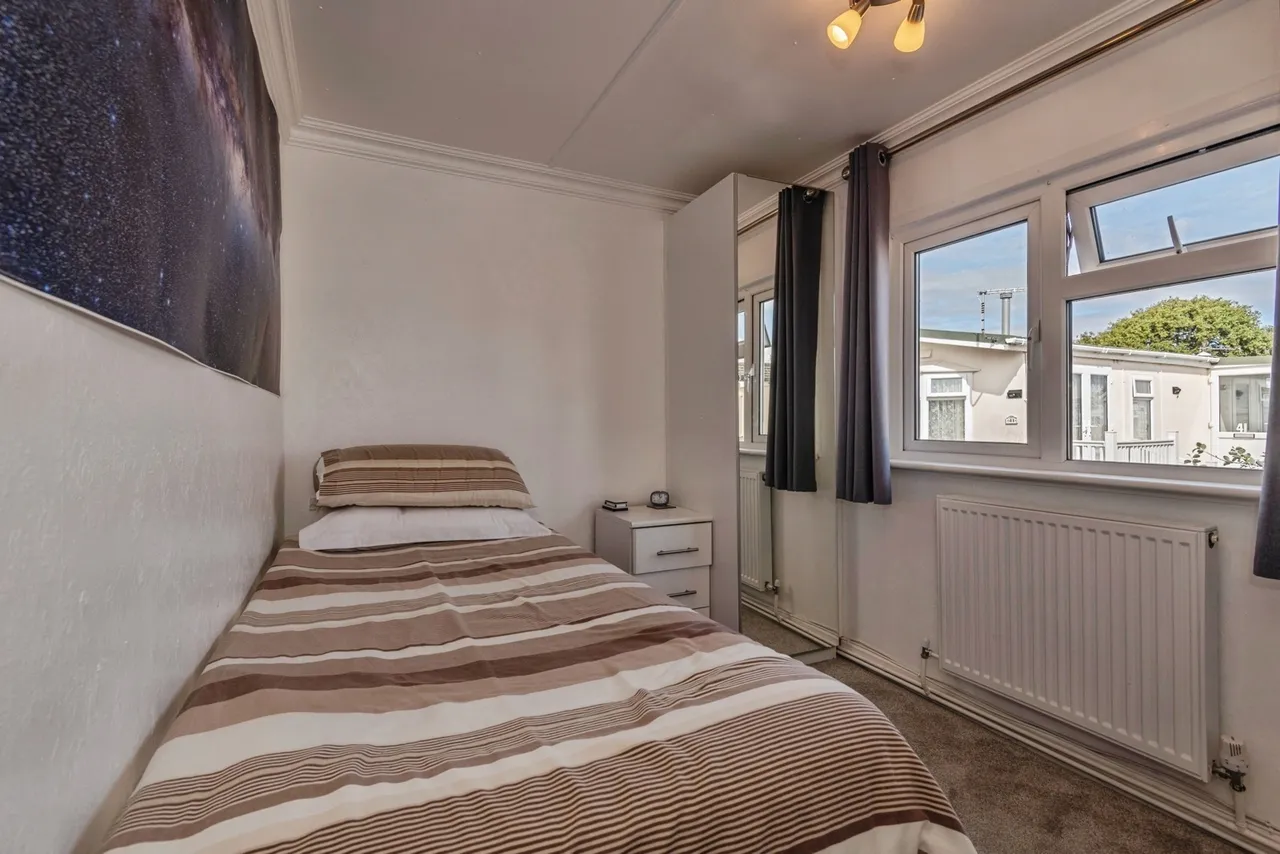 Poplar Walk, Oaktree Park, BS24, photo 18