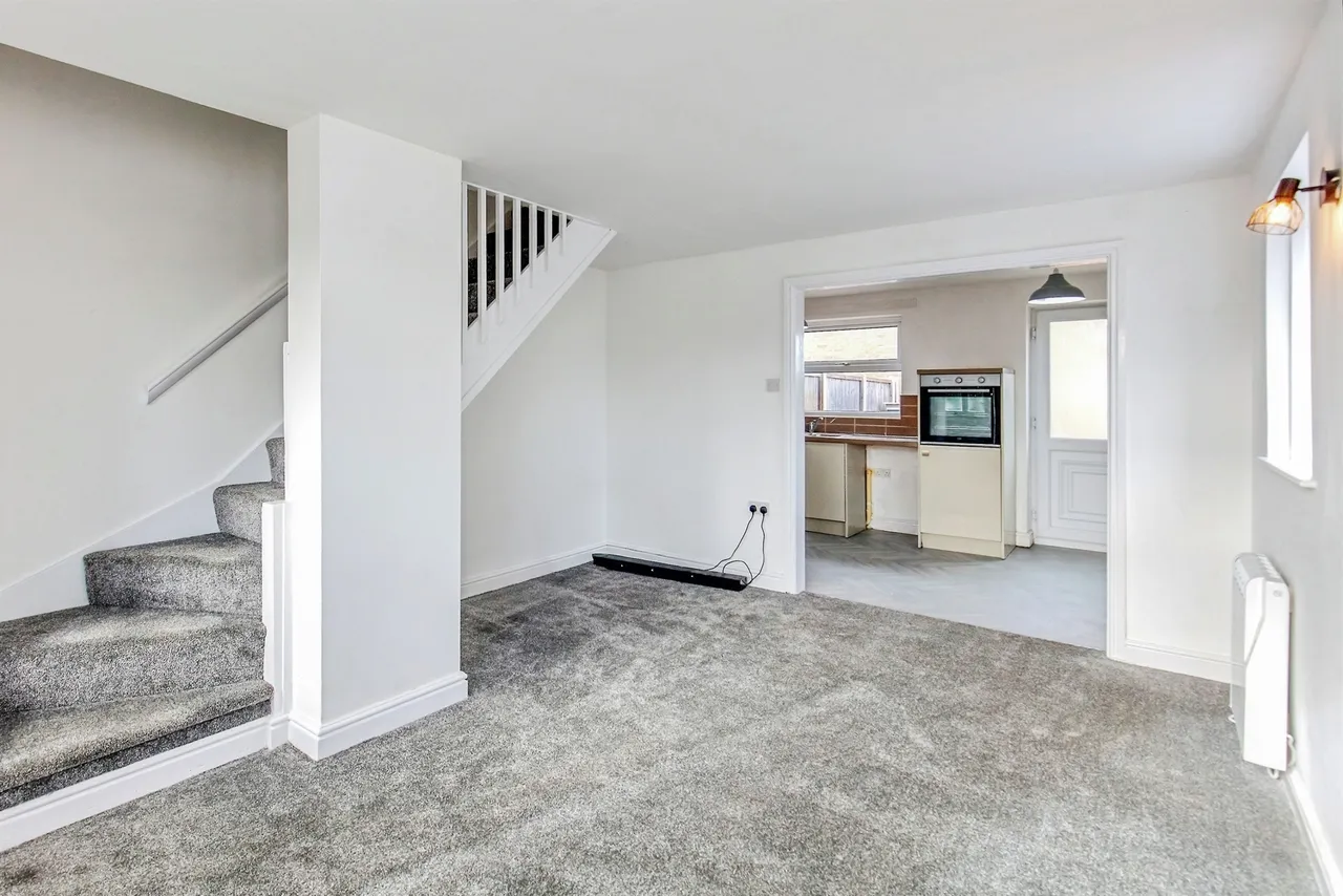 Sharpes Plain, Ketton, PE9, photo 2