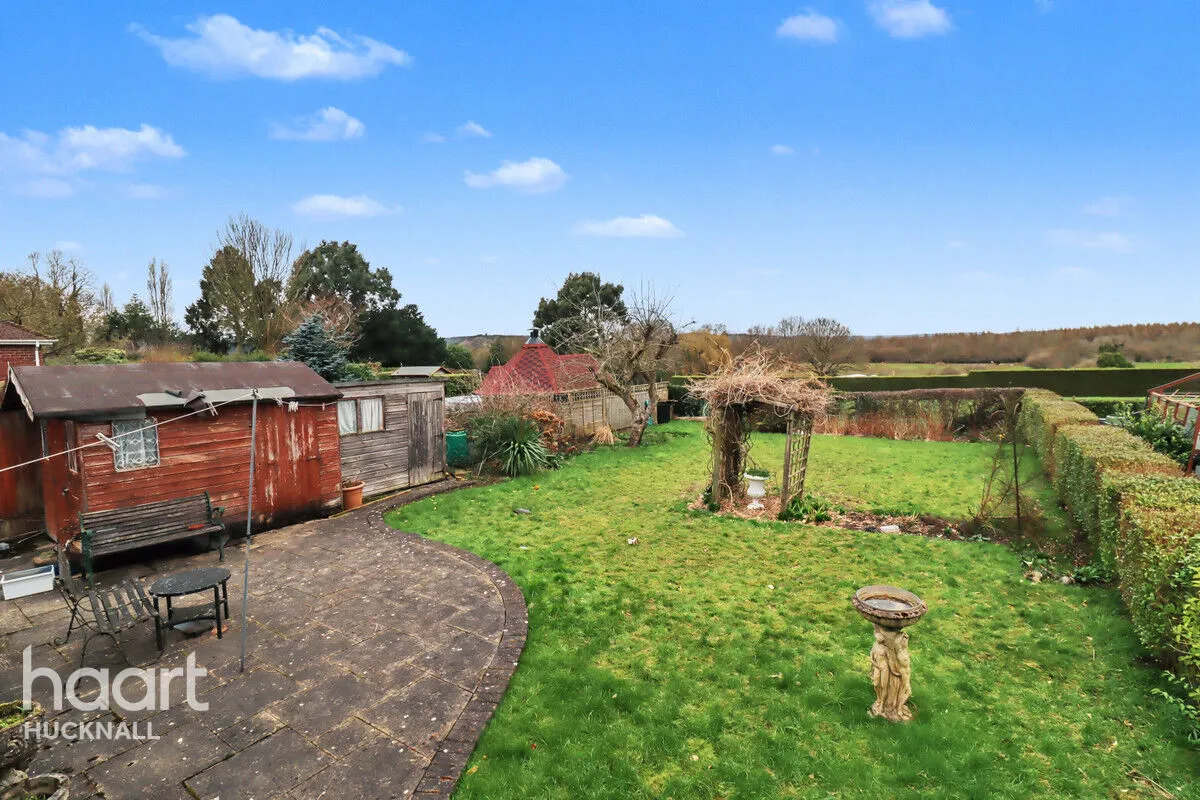 Whyburn Lane, Nottingham, NG15, photo 14