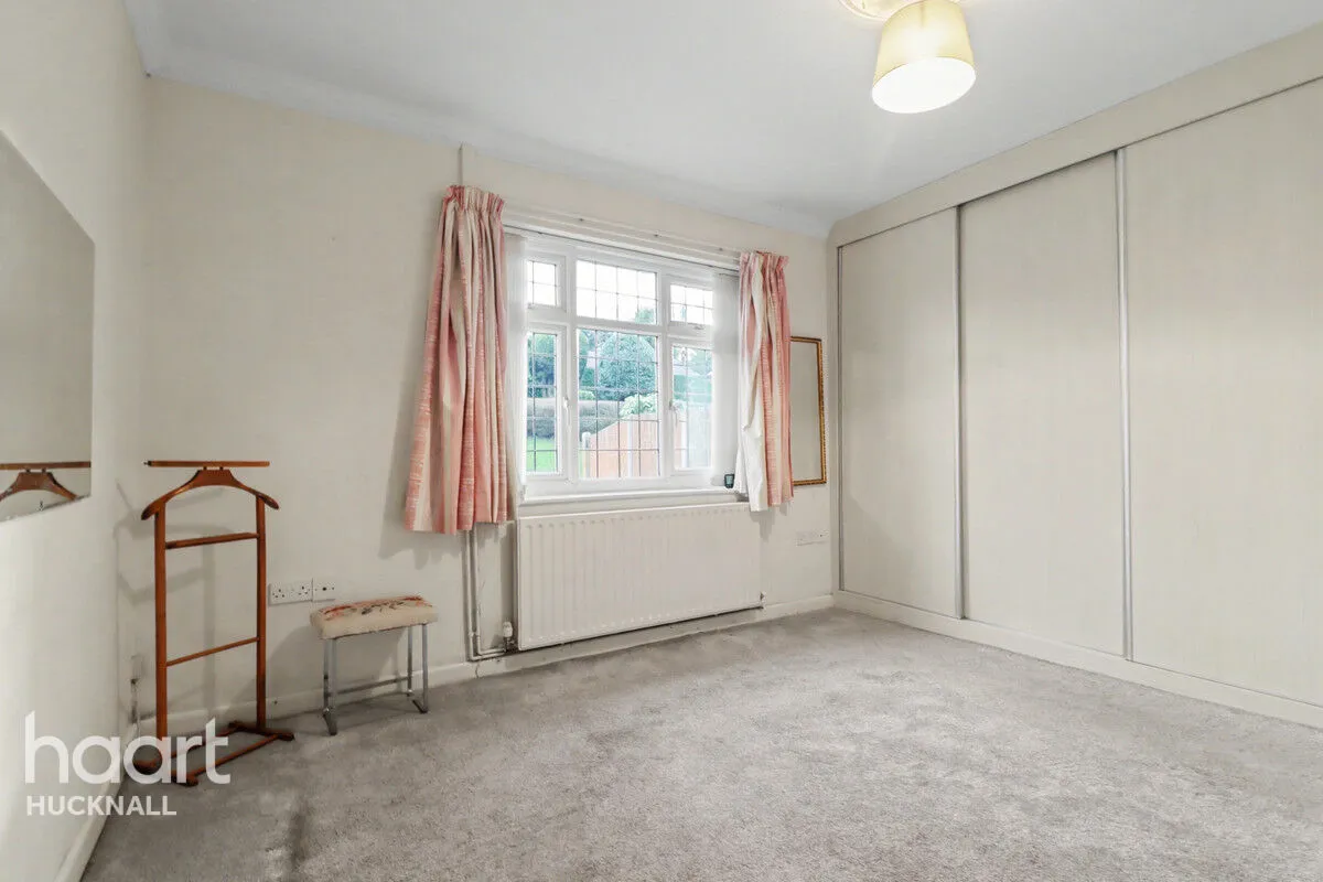 Whyburn Lane, Nottingham, NG15, photo 10
