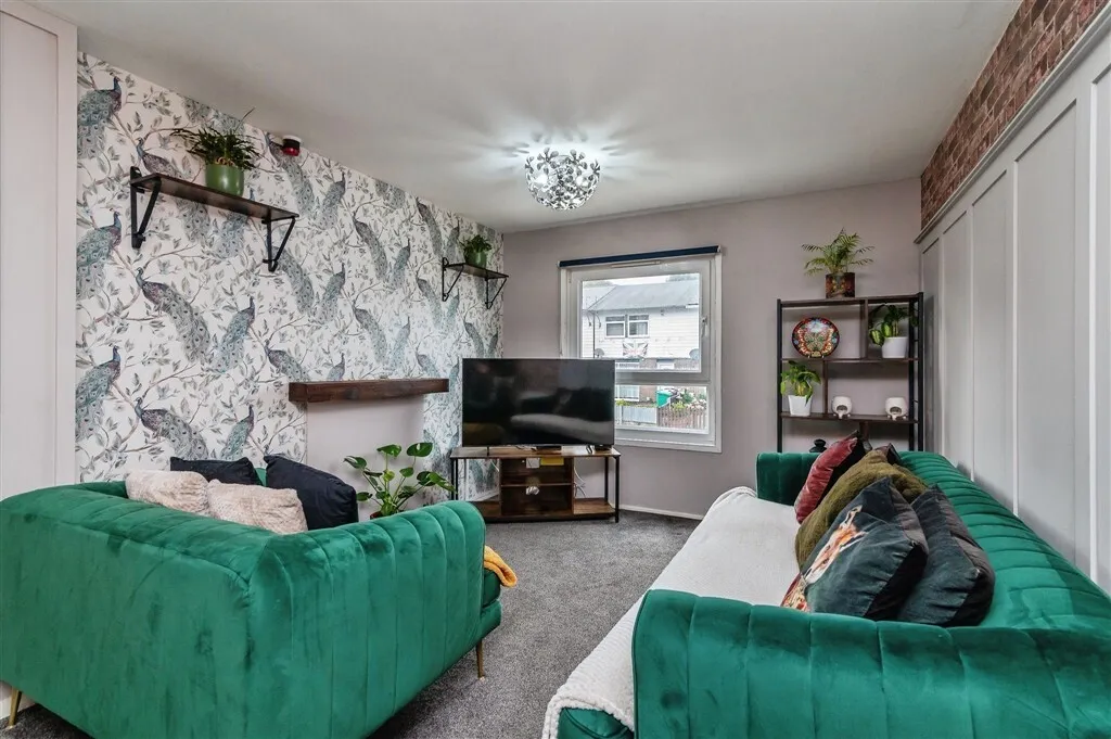 Cairns Close, Nottingham, NG5, photo 8