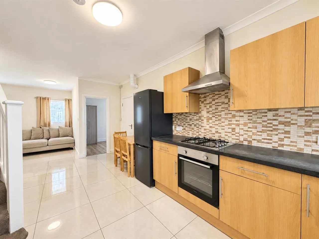 End Terrace, Southall, UB1, photo 5