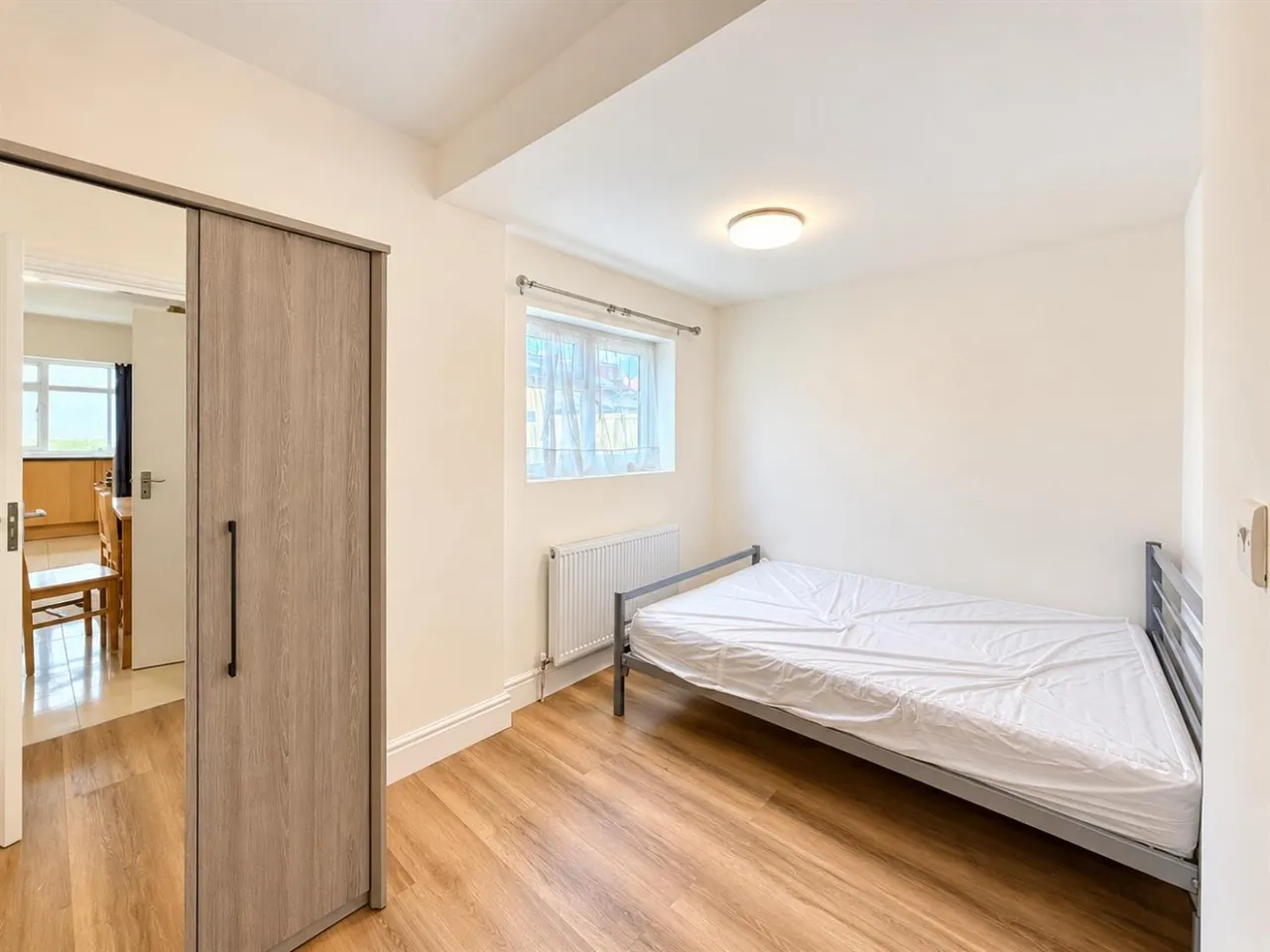 End Terrace, Southall, UB1, photo 2