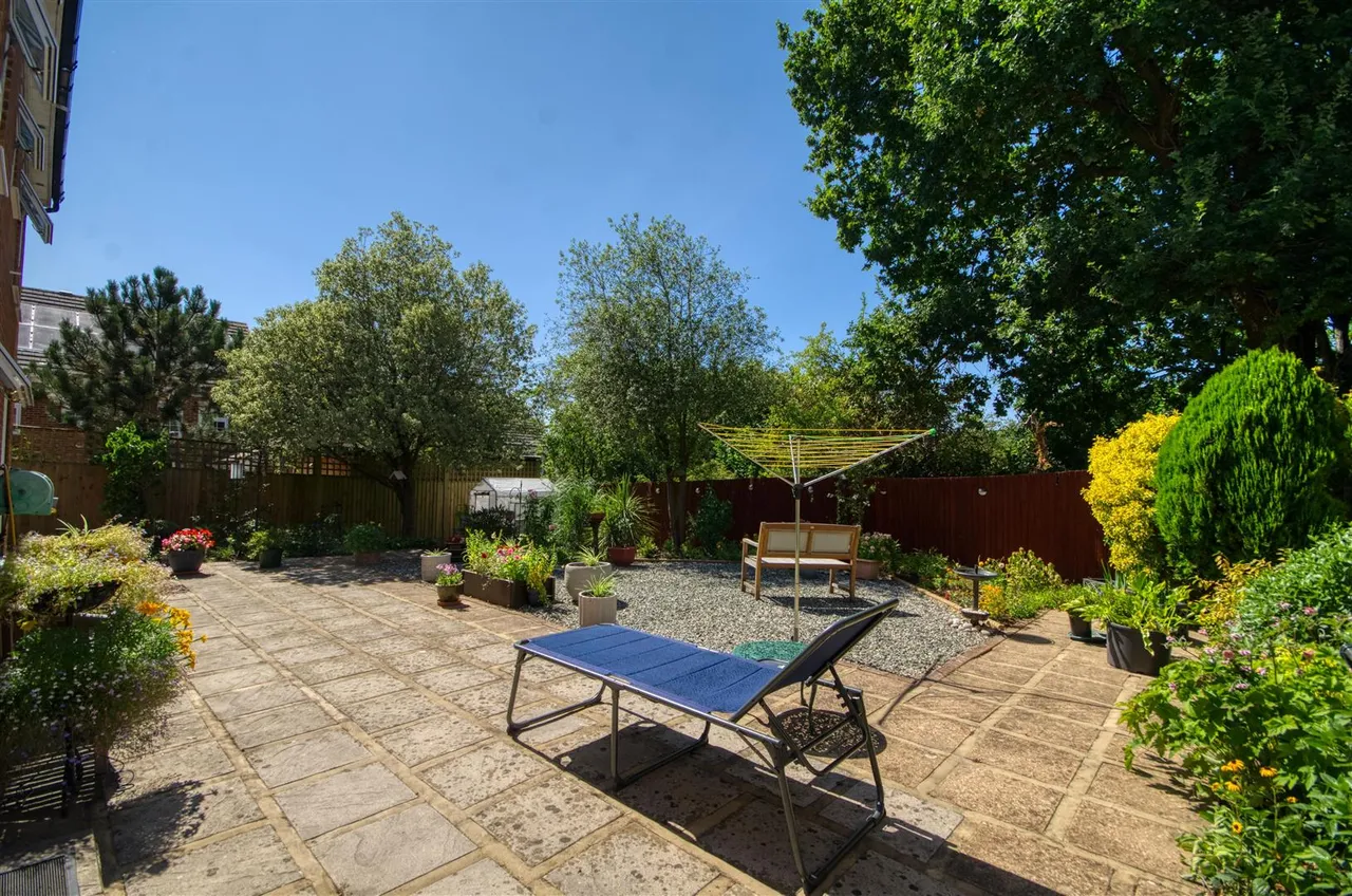 Lime Gardens, West End, Southampton, SO30 3RG, photo 18