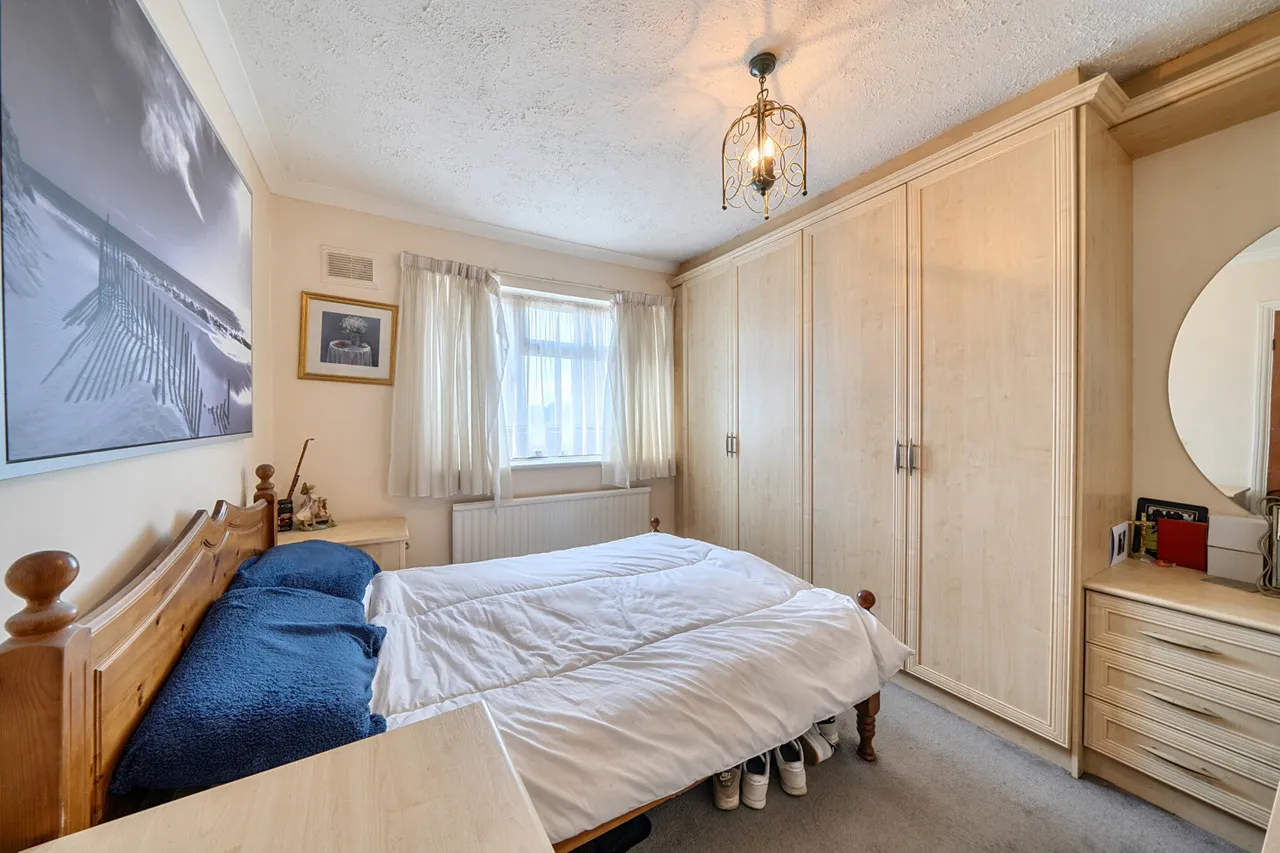 Carr Road, Northolt, UB5, photo 6