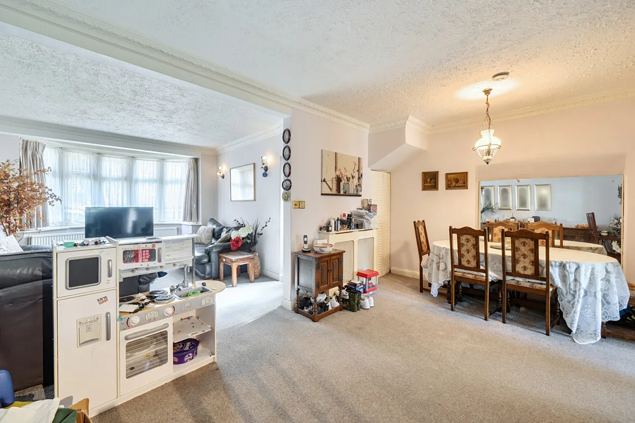 Carr Road, Northolt, UB5, photo 12