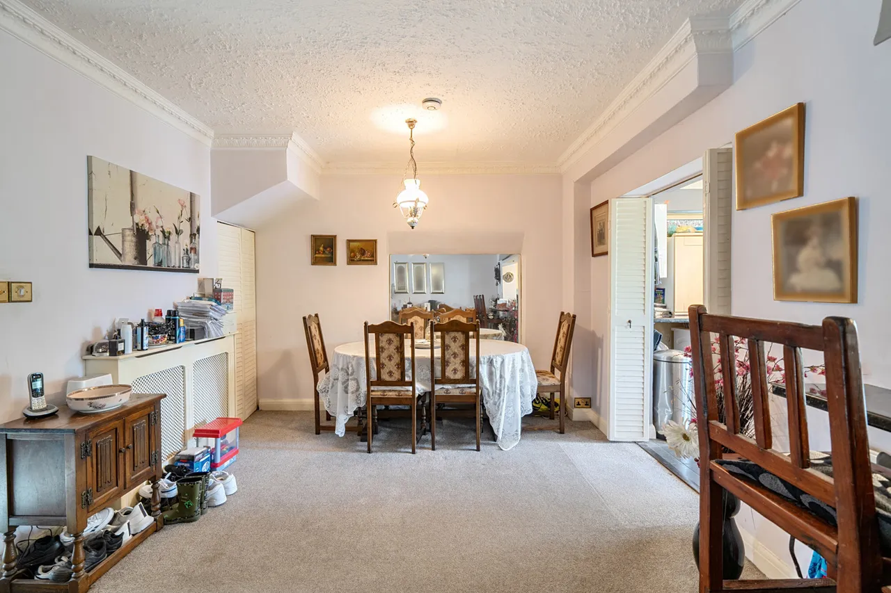 Carr Road, Northolt, UB5, photo 13