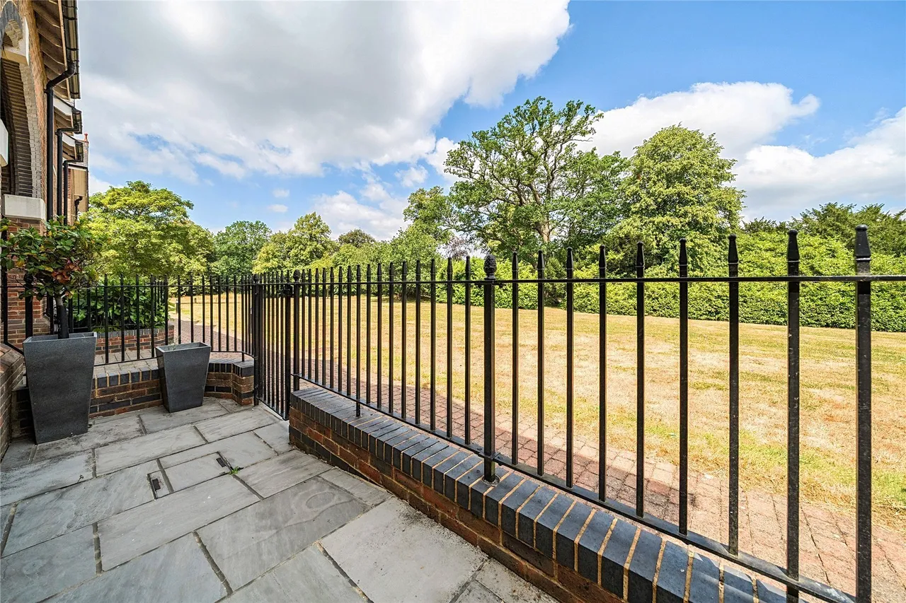 Holwood Estate, Westerham Road, Keston, BR2, photo 22