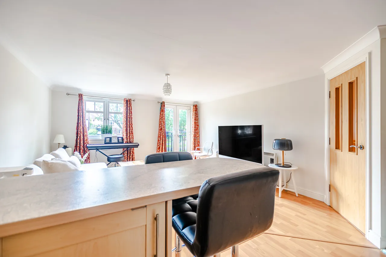 Brackenhurst Drive, Moortown, LS17, photo 7