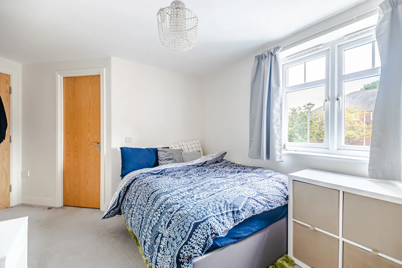 Brackenhurst Drive, Moortown, LS17, photo 13