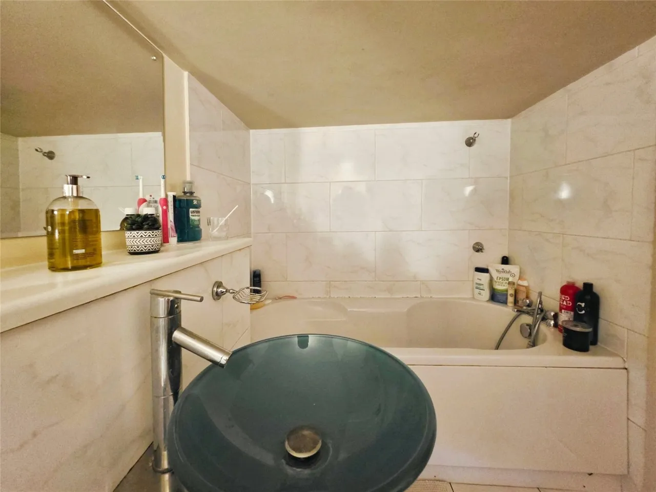 Bradford Road, Dewsbury, WF13, photo 20