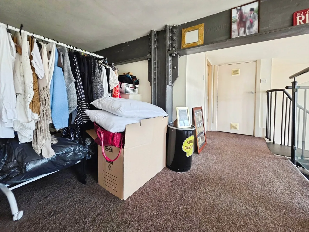 Bradford Road, Dewsbury, WF13, photo 17