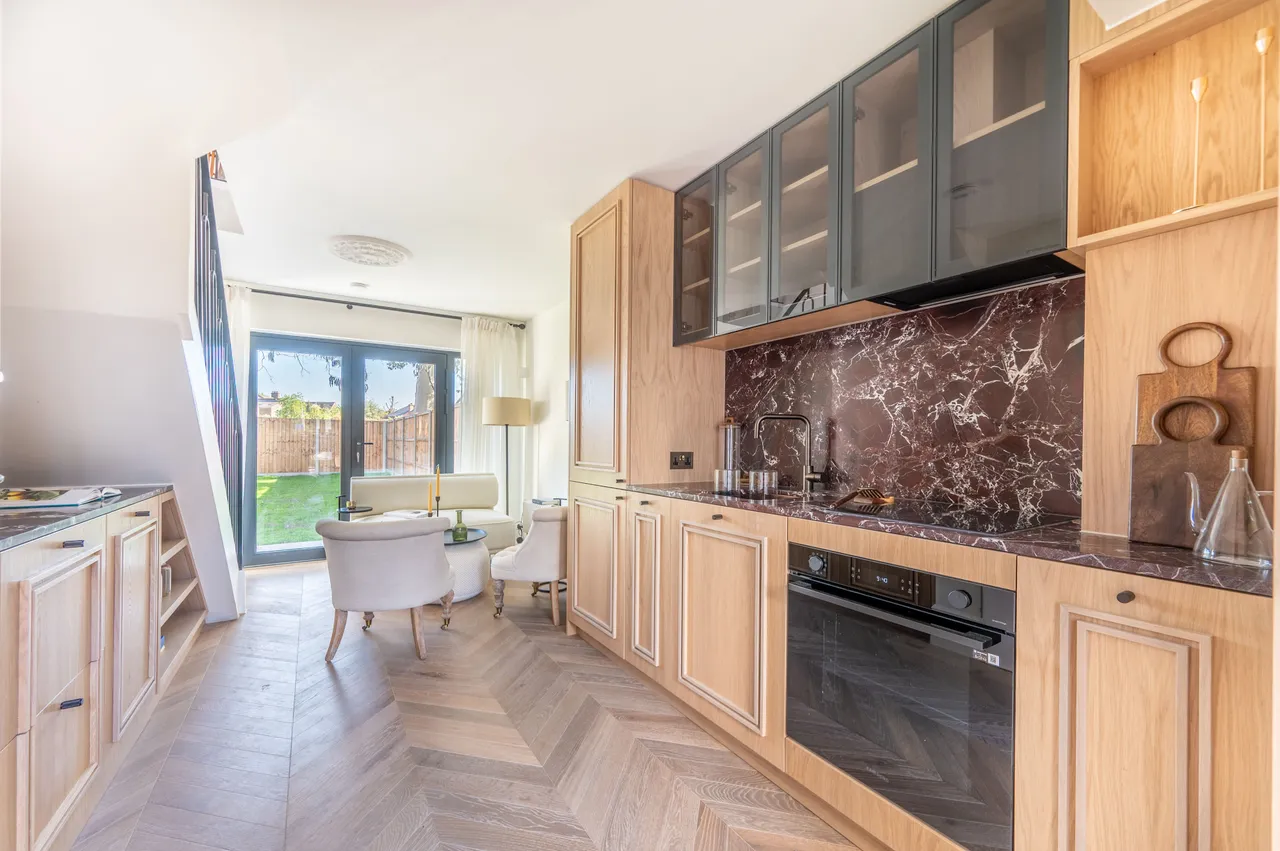 2 bed house for sale — The Cottage, 72 St Quintin Avenue, London