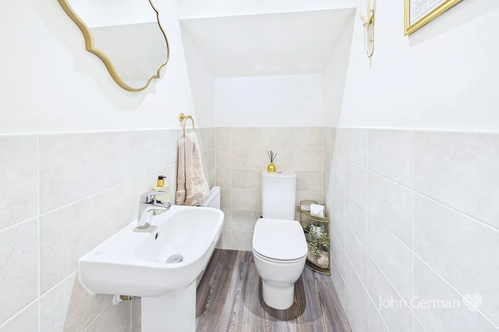 Pankhurst Close, East Leake, photo 10