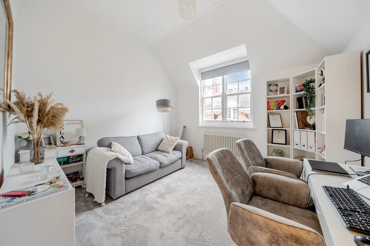 Bluecoats Avenue, Hertford, SG14, photo 5