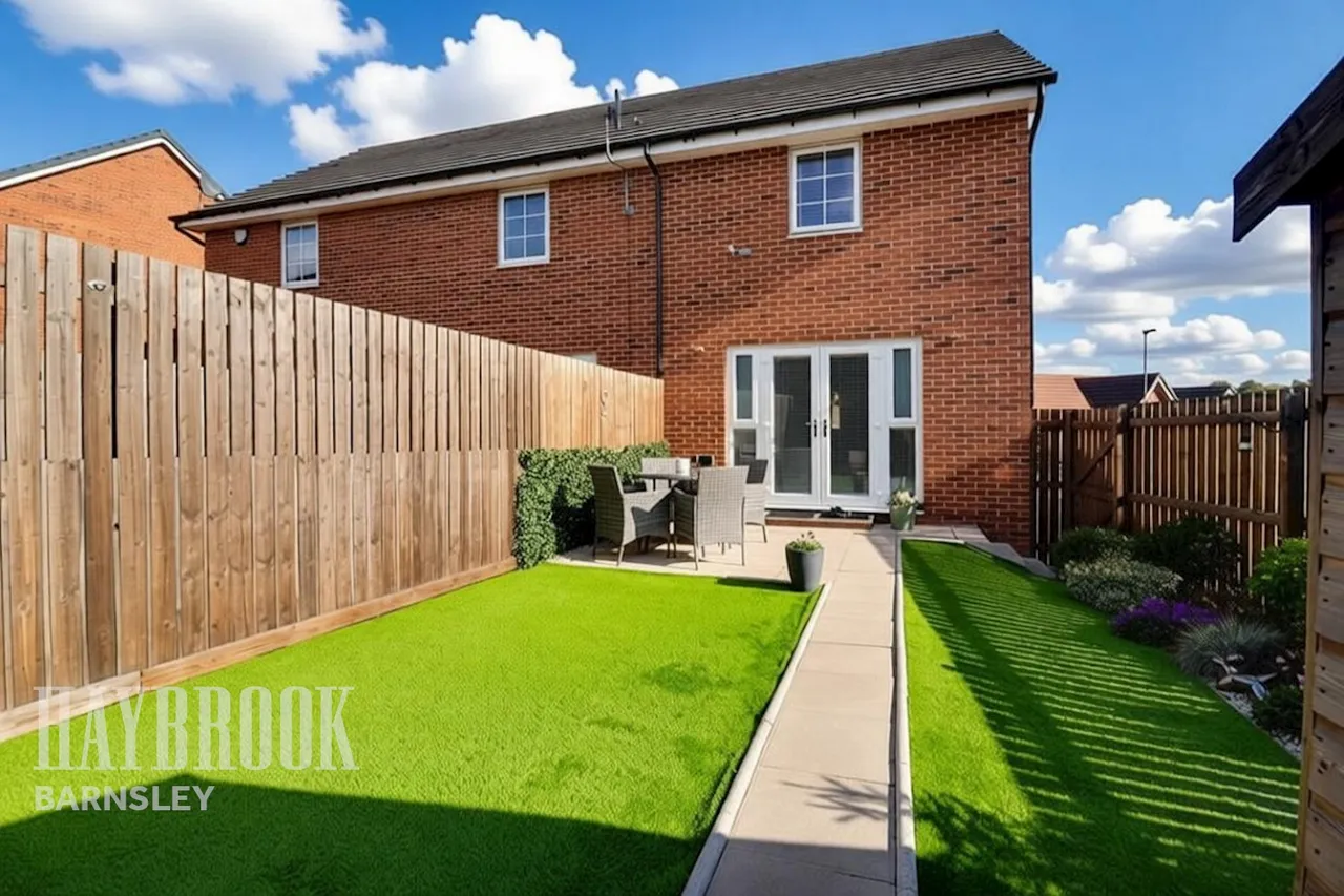 Carrs Avenue, Cudworth, photo 14