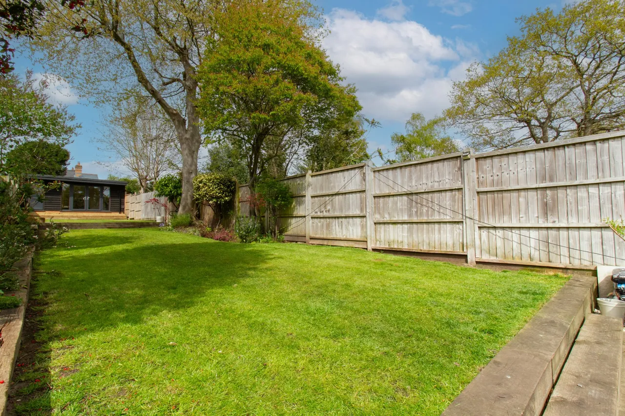 Connaught Road, Fleet, GU51 3QX, photo 12