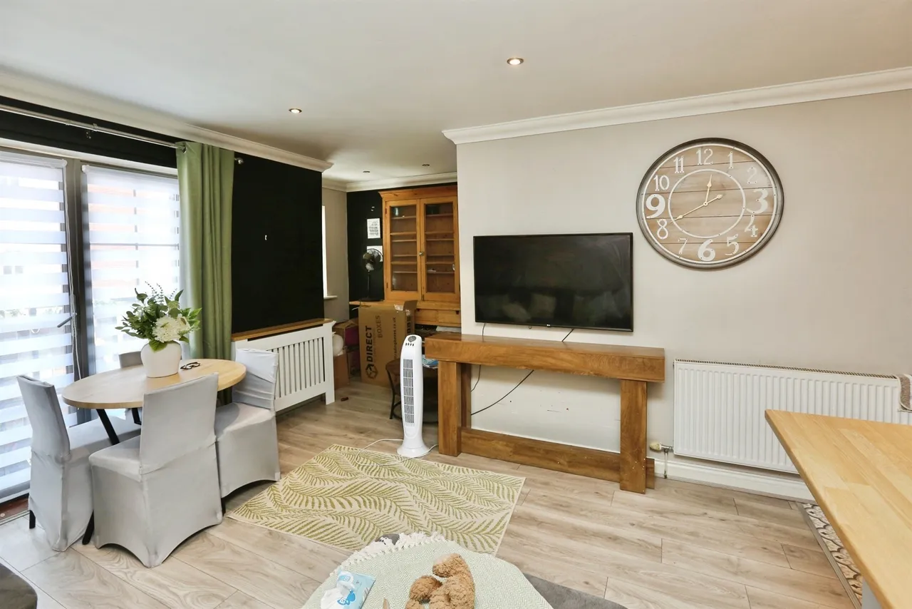 Avenue Road, Gosport, photo 8
