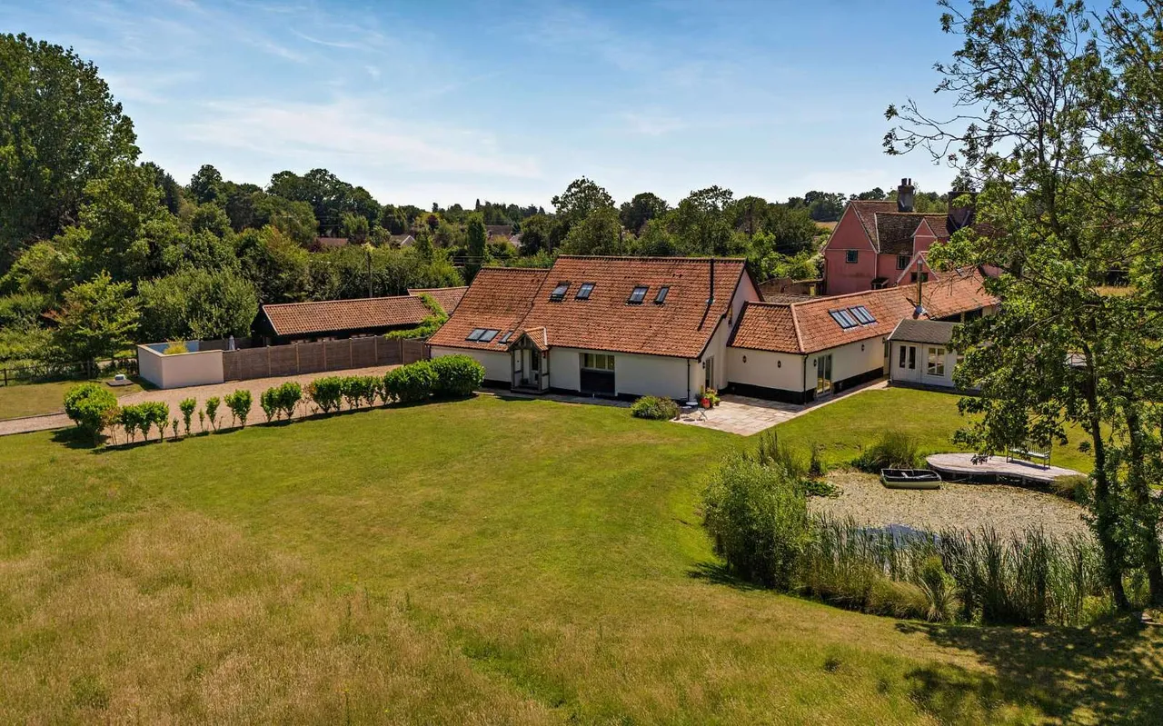 4 bed house for sale — Darrow Lane, Roydon, Diss, Norfolk, IP22 5SA