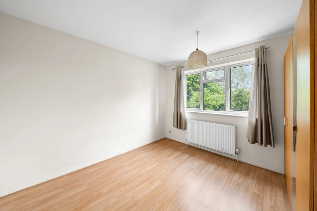 Godfrey Avenue, Northolt, UB5, photo 6