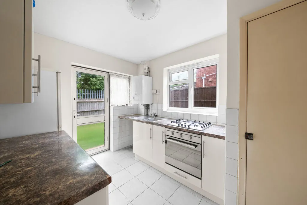 Godfrey Avenue, Northolt, UB5, photo 9