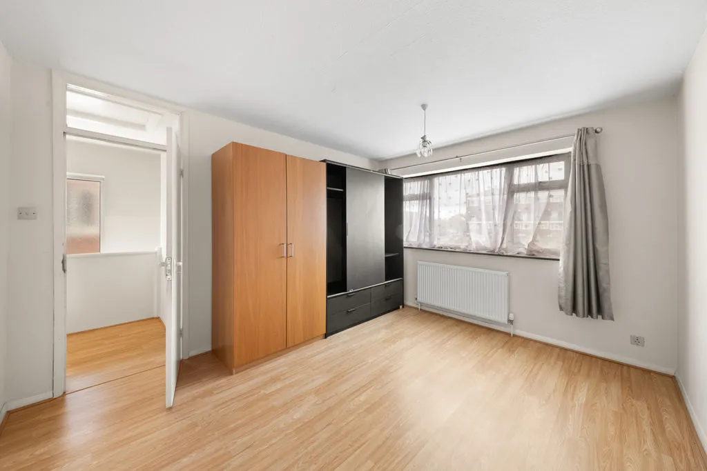 Godfrey Avenue, Northolt, UB5, photo 5