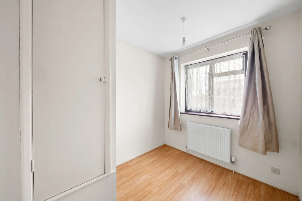 Godfrey Avenue, Northolt, UB5, photo 11