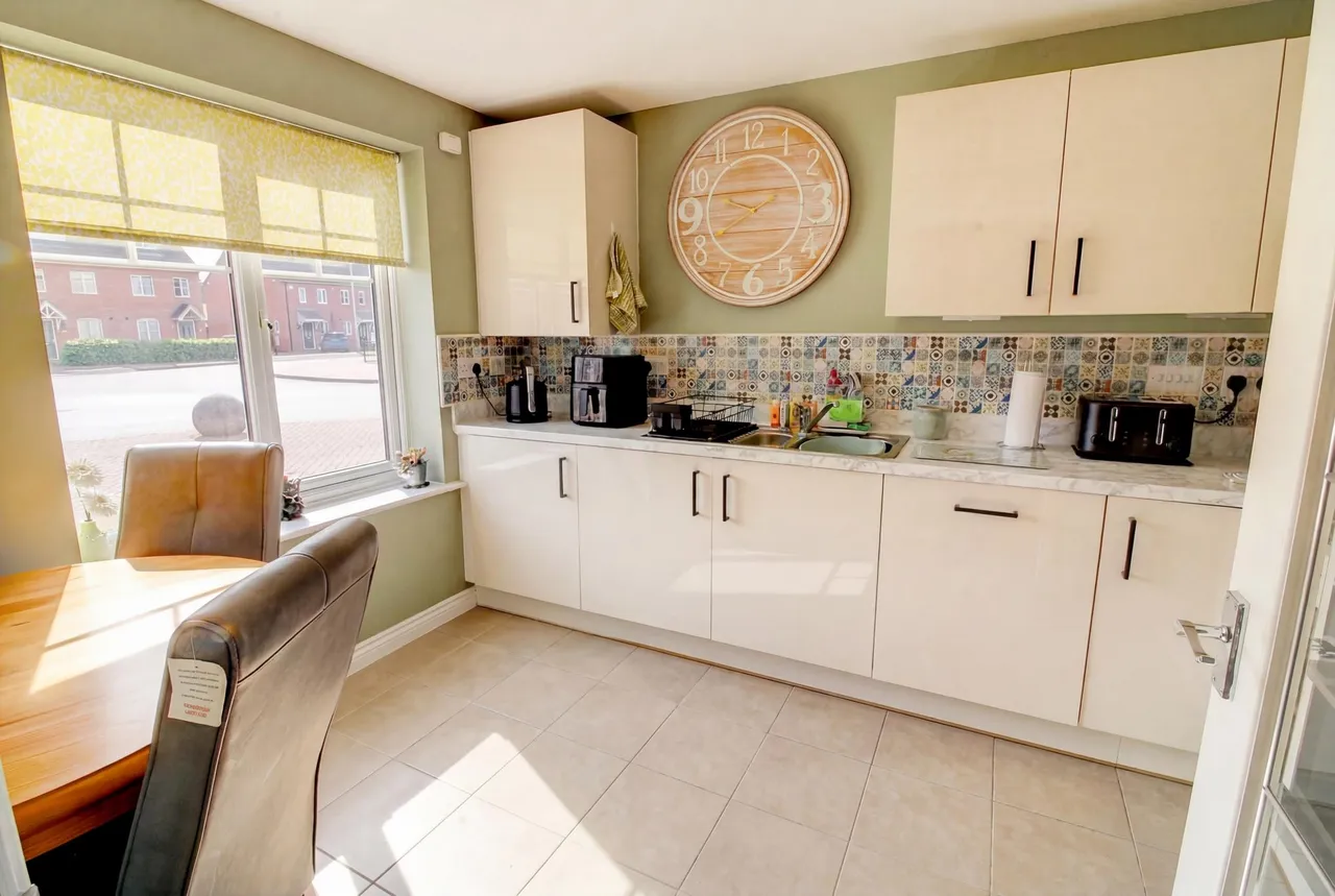 Lower Farm Way, Nuneaton, CV10, photo 6