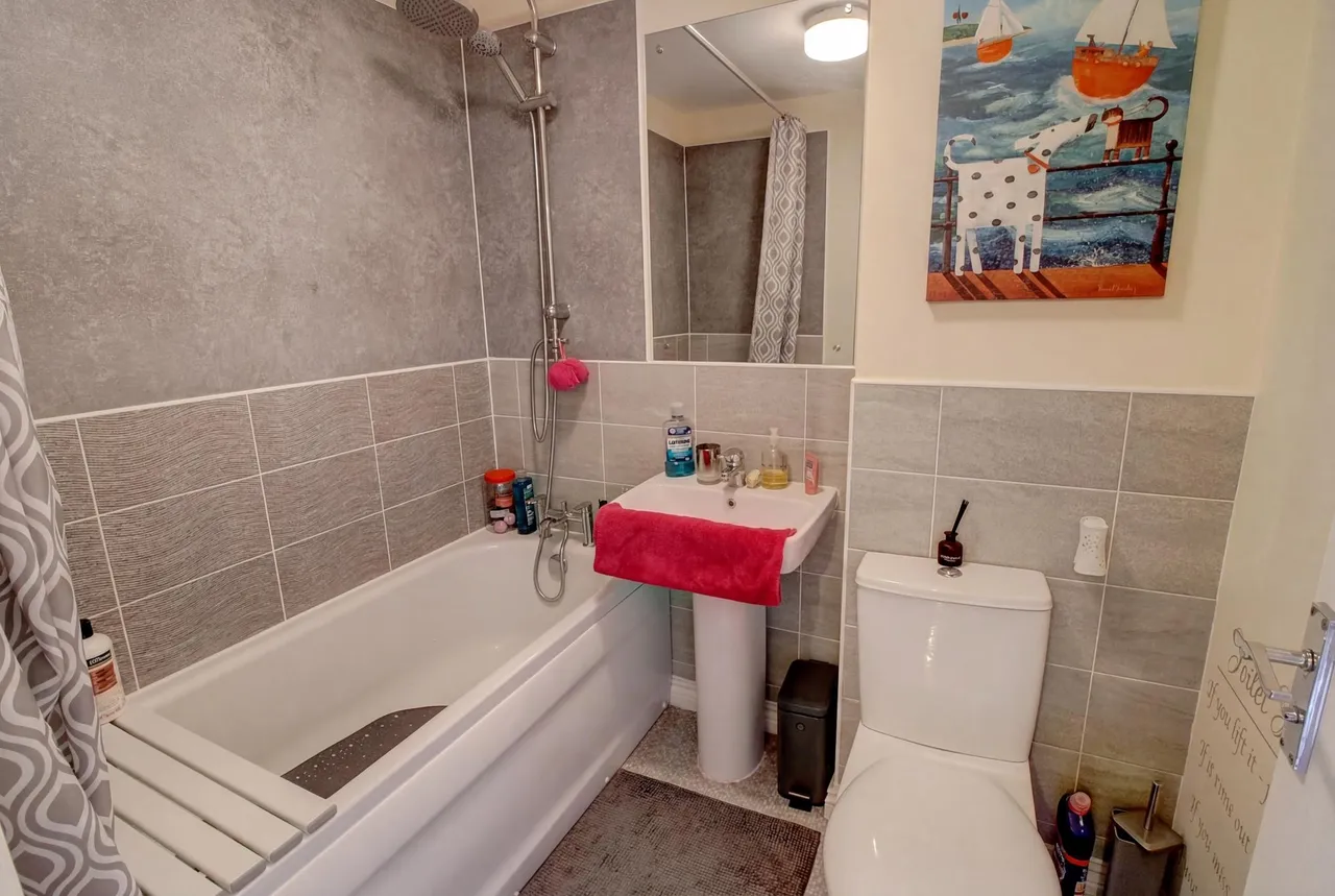 Lower Farm Way, Nuneaton, CV10, photo 16