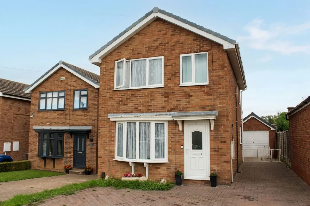 3 bed house for sale, Churchill Avenue, Brigg, DN20