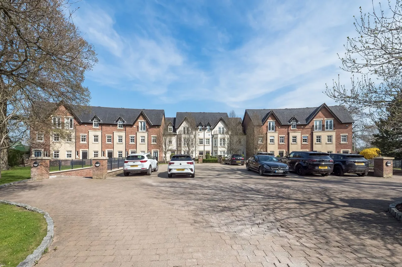 Edge View Crescent, Alderley Edge, photo 27