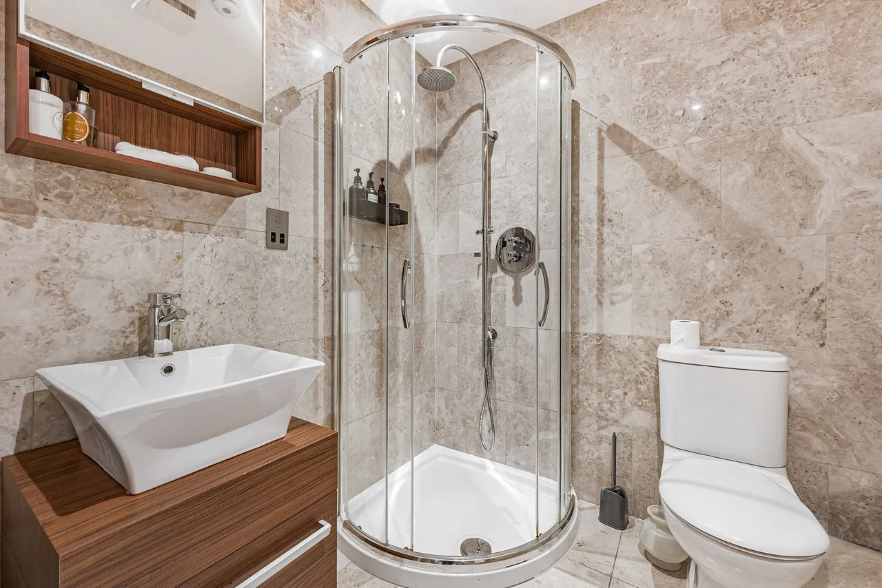Edge View Crescent, Alderley Edge, photo 10