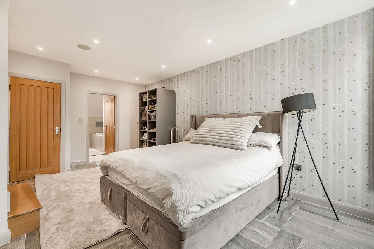 Edge View Crescent, Alderley Edge, photo 18