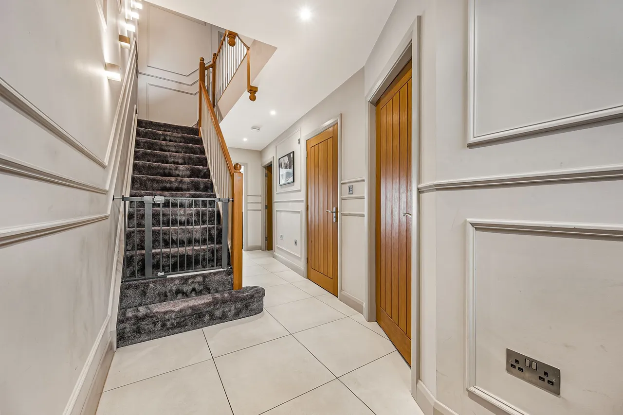 Edge View Crescent, Alderley Edge, photo 11