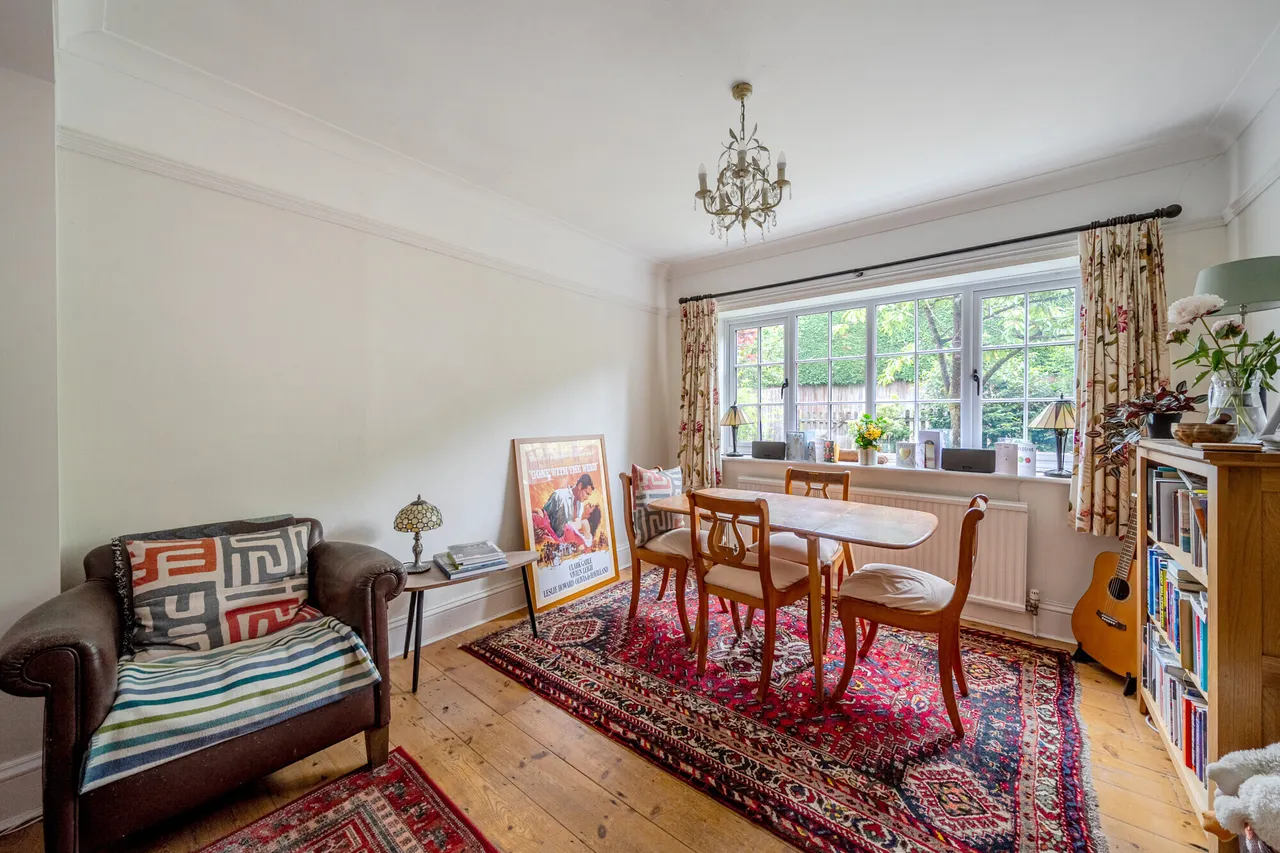 Pathfields, Haslemere, GU27, photo 4