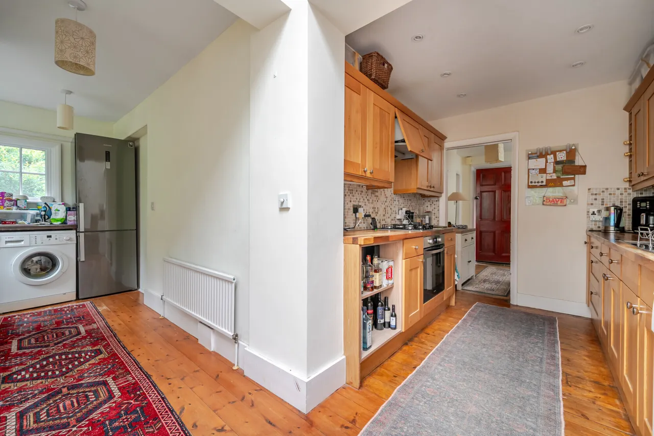 Pathfields, Haslemere, GU27, photo 5
