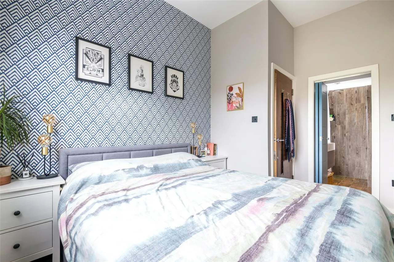 Lordship Lane, SE22, photo 13
