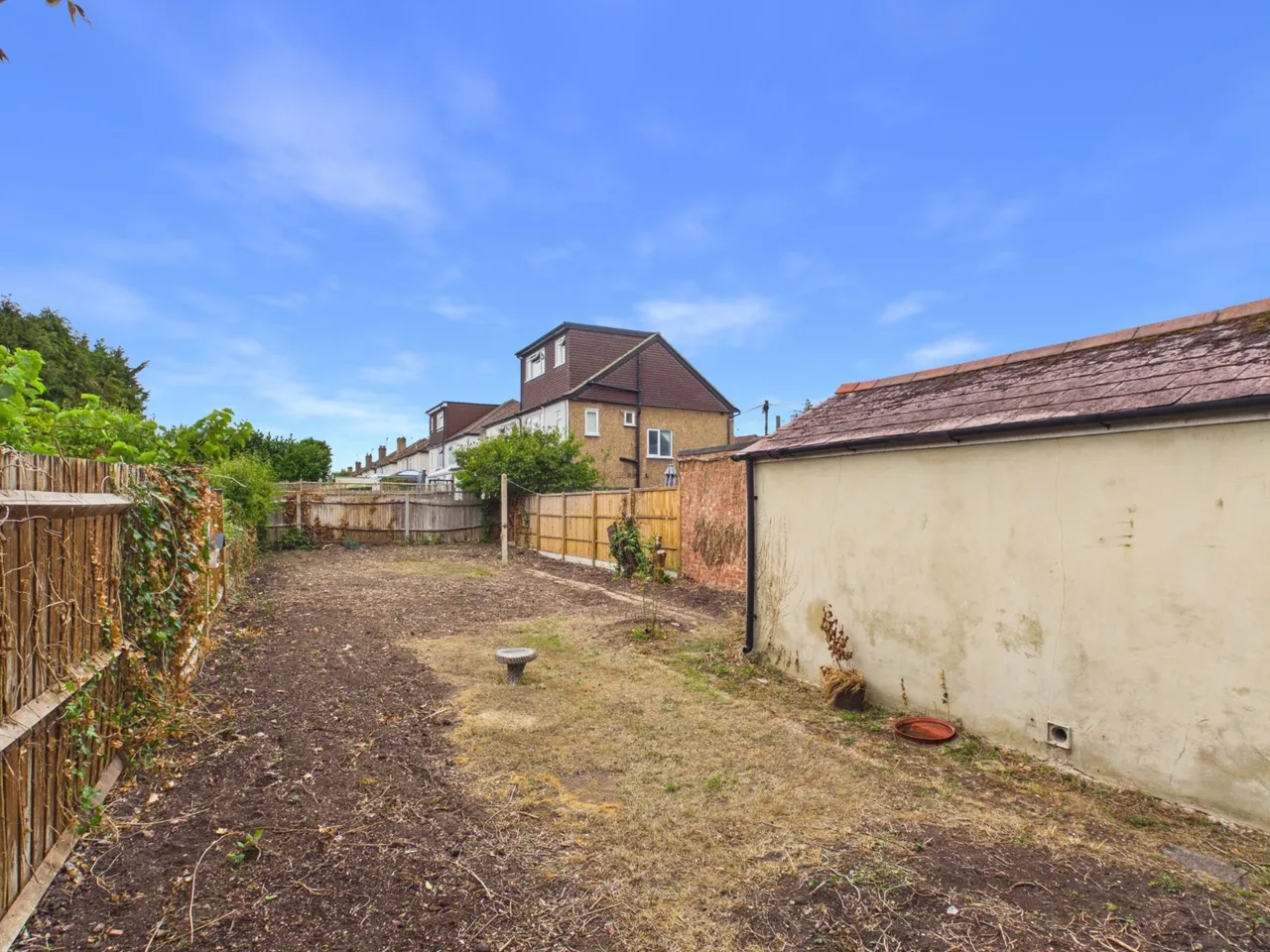 Templedene Avenue, Staines-upon-Thames, TW18, photo 7