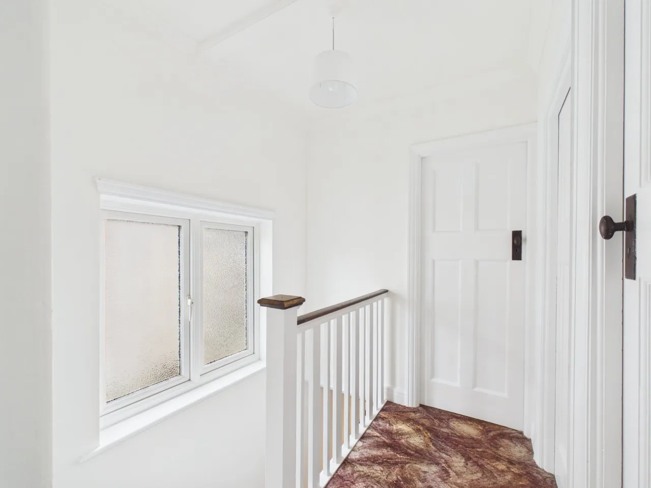 Templedene Avenue, Staines-upon-Thames, TW18, photo 6