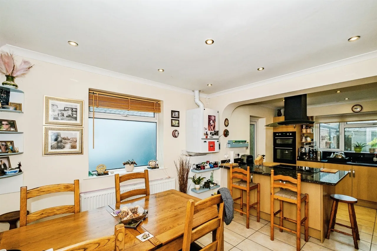 Devonport Road, Worthing, photo 4