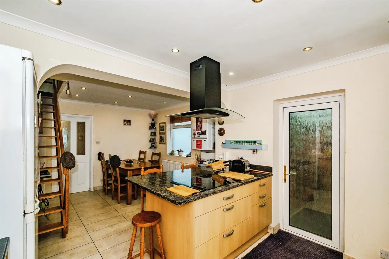 Devonport Road, Worthing, photo 5