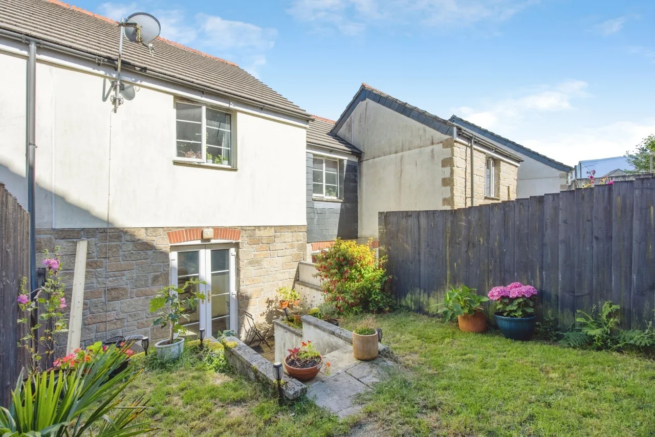 Helena Court, Penwithick, PL26, photo 15