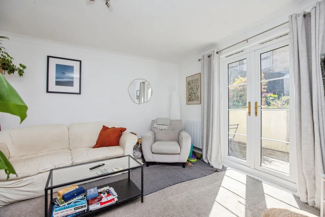 Helena Court, Penwithick, PL26, photo 4