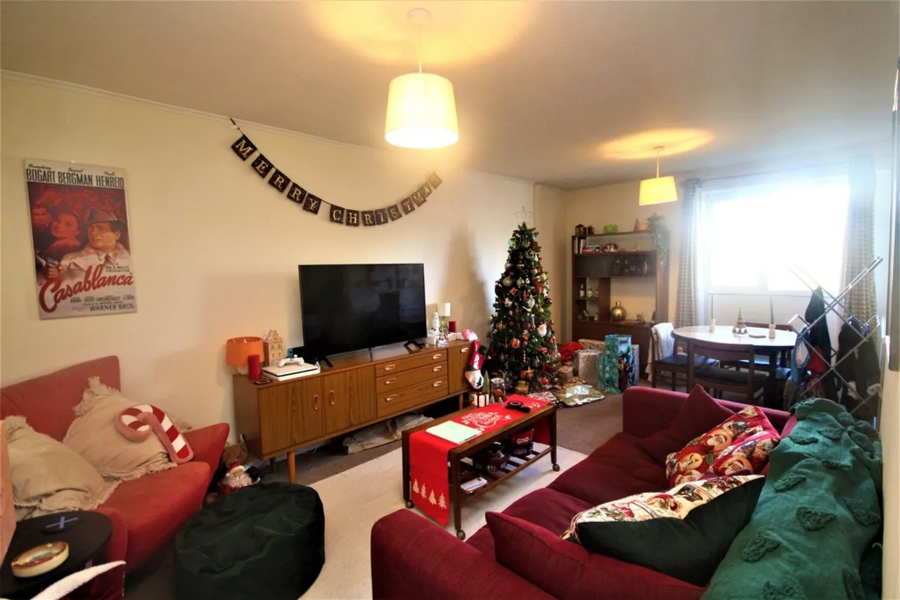 Laleham Road, Staines-upon-Thames, photo 2